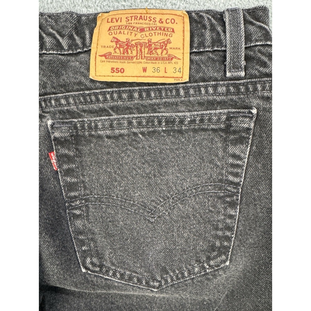 VTG Levis 550 Jeans Men 36x34 Fits 34x34 Black 93 Denim Grunge‎ Red Batwing USA - Picture 2 of 9